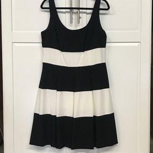 Beautiful Ralph Lauren Fit & Flare Cocktail Dress